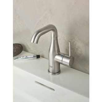 Umývadlová batéria Grohe Essence New s výpustou supersteel 23462DC1