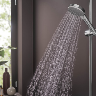 Sprchová batéria Hansgrohe Vernis Blend so sprchovacím setom 150 mm chróm 26960000