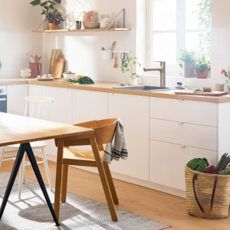 Drezová batéria Hansgrohe Zesis M33 s vyťahovacou sprškou, 2 prúdy nerez 74823800