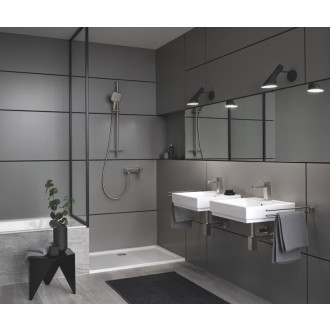 Sprchová tyč Grohe Rainshower SmartActive na stenu s poličkou supersteel 26603DC0