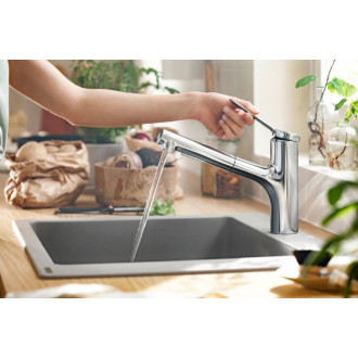 Drezová batéria Hansgrohe Zesis M33 s vyťahovacou sprškou, 2 prúdy chróm 74820000