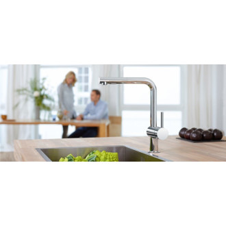 Drezová batéria Grohe Minta Touch s vyťahovacou sprškou chróm 31360001