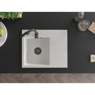 Jednodrezový žulový drez Mexen Ben s odkvapkávačom, ľavý, 600 x 500 mm, biely, čierny sifón - 6522605000-20-B