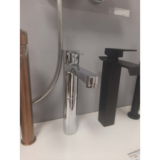 VÝPREDAJ VÝSTAVNÝ KUS JIKA Mio-N umýval. stojan. pák.atéria bez výpustu H3111V80041201