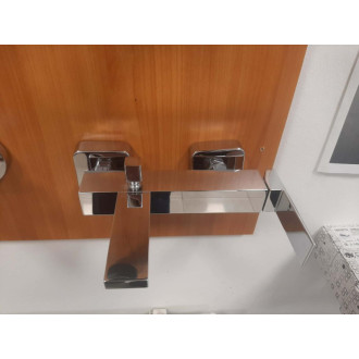 VÝSTAVNÝ KUS VÝPREDAJ LATUS nástenná vaňová batéria, chróm 1102-70