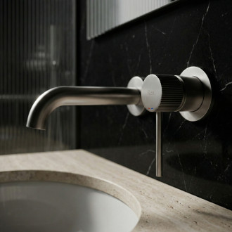 REA Podomietková vaňová batéria Lungo Stripe Brush Gold REA-B8054