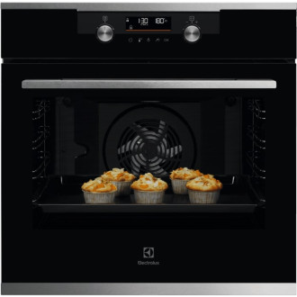 Vstavaná rúra série 600 s parnou funkciou SteamBake