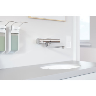 Umývadlová batéria Grohe Eurosmart Cosmopolitan E so senzorom 150 mm chróm 36454000