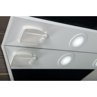 KORIN zrkadlo s LED osvetlením a zásuvkou 60x70x12cm KO397
